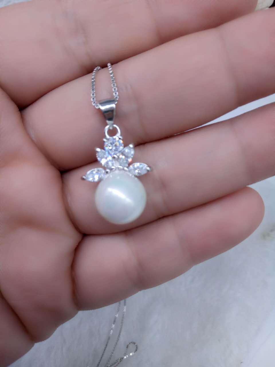 S925 Silver Jewelry Wholesale - Pearl Necklace with Diamonds