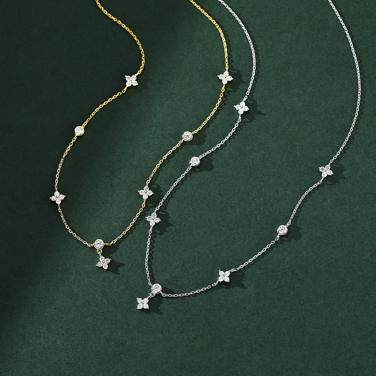 Luxury Four-leaf Clover Zircon Chain Necklace for Women