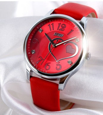 Stylish Women's Quartz Watch with Leather Band