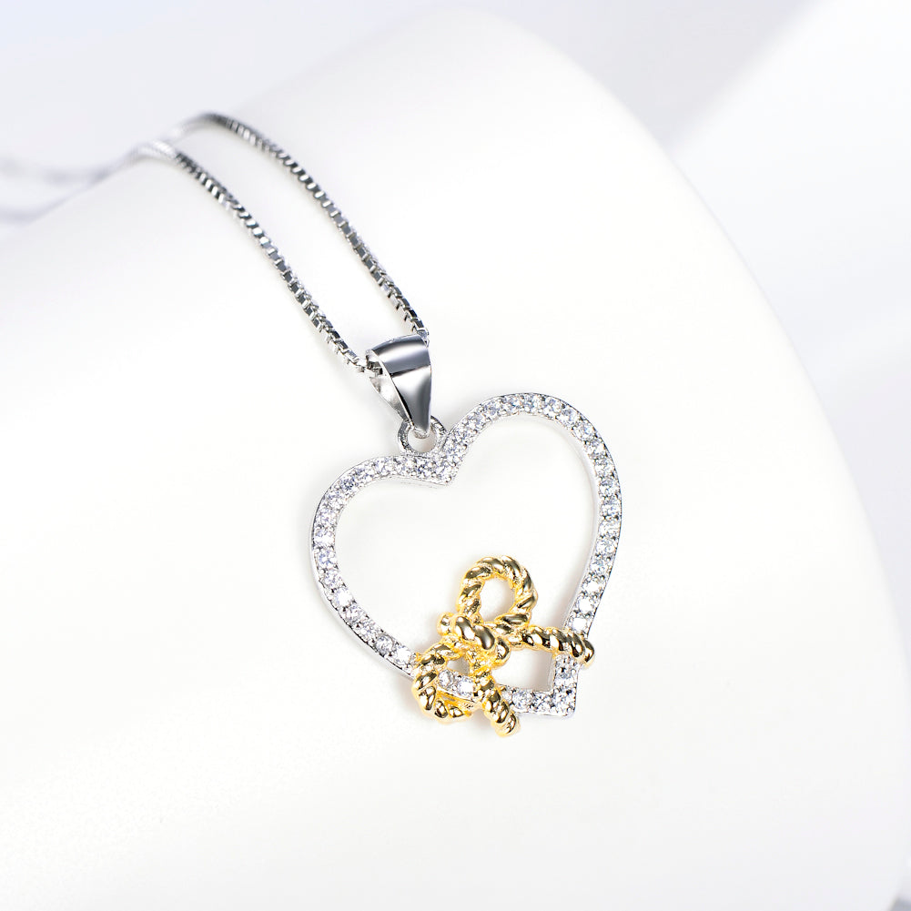 Heart-Shaped Bow Pendant Necklace in 925 Silver