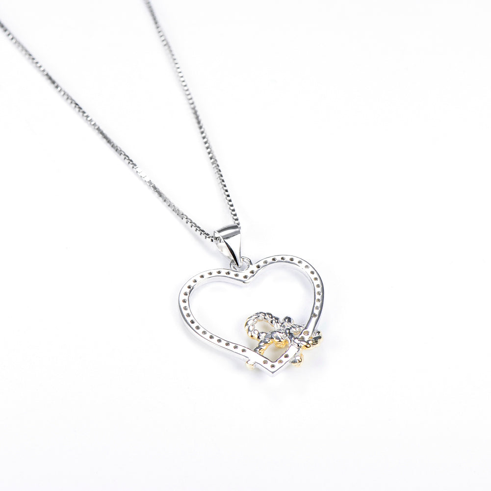Heart-Shaped Bow Pendant Necklace in 925 Silver
