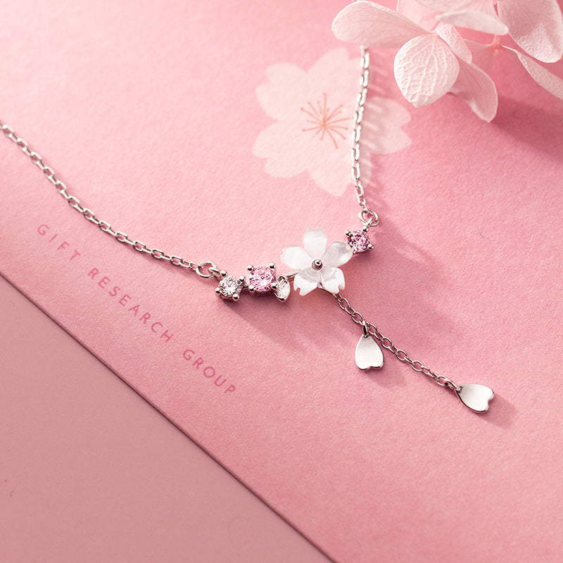 Ailuoqi S925 Silver Shell Flower Necklace with Diamonds