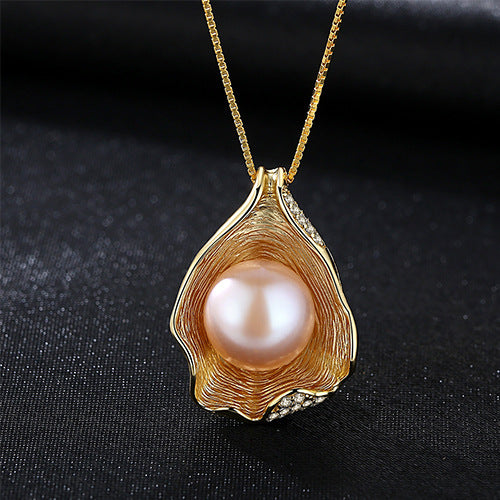 Silver Necklace with Shell Design and Natural Pearl Pendant