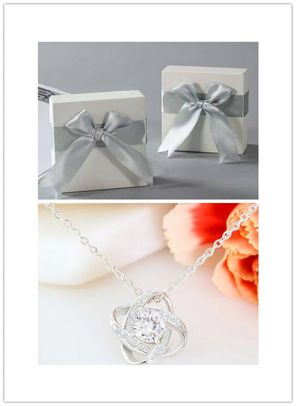 Minimalist Four-Leaf Clover Pendant Necklace for Women