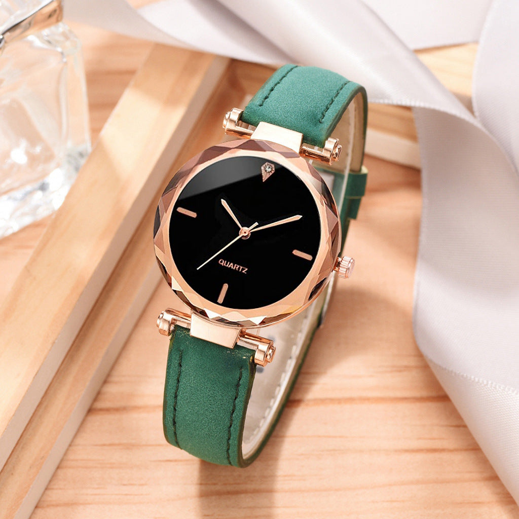 Fashionable Women's Casual Quartz Watch Set with Leather Band