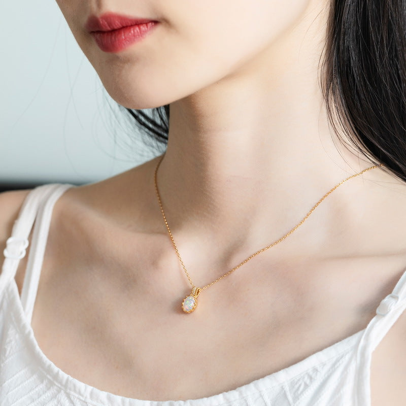 Vintage Opal Pendant Necklace in 925 Silver Gold-Plated