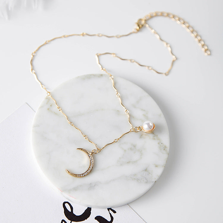 Crescent Moon Necklace with Pearl Choker Design