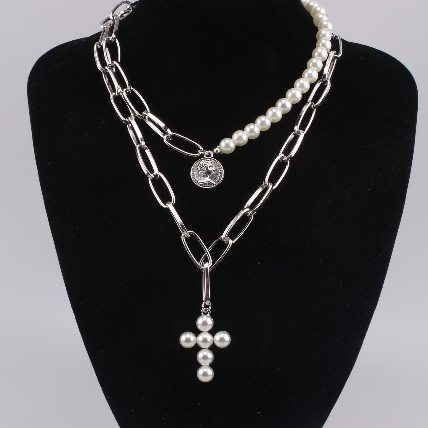 Vintage Pearl Cross Choker Necklace with Queen Pendant