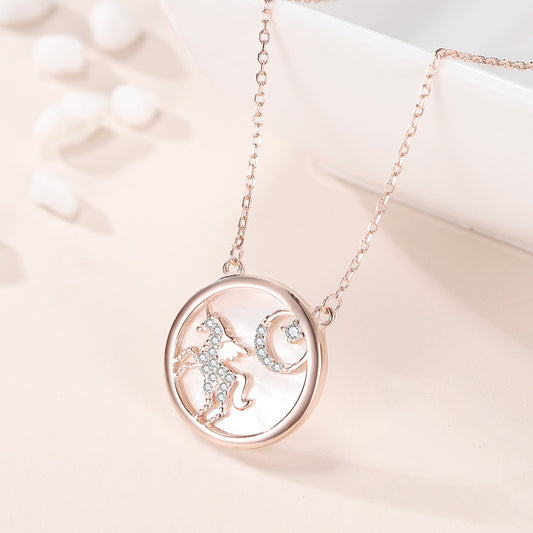 Fashionable Natural White Mother-of-Pearl Unicorn Necklace
