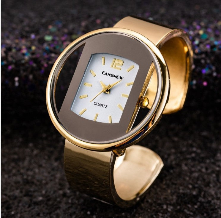 Fashionable Women's Steel Band Quartz Watch Bracelet