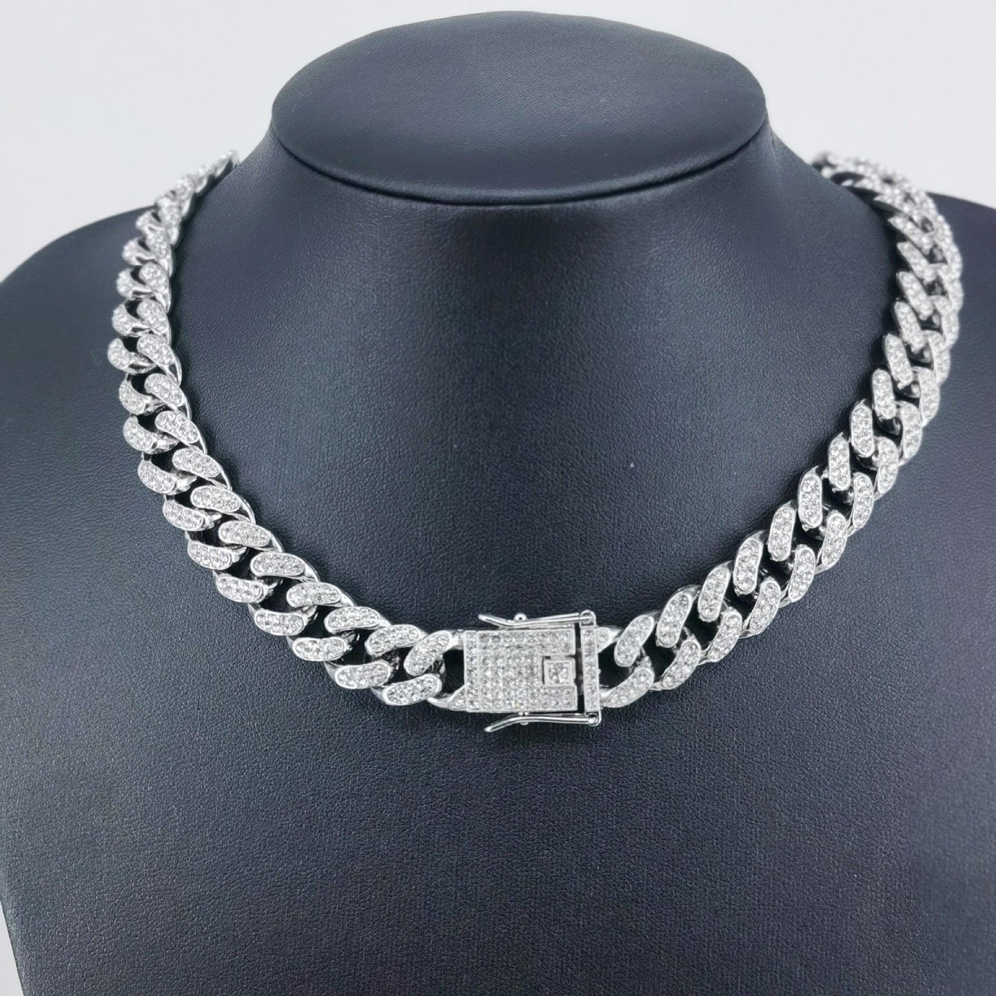 High-Quality Men's Cuban Link Chain - 12mm Hip Hop Style
