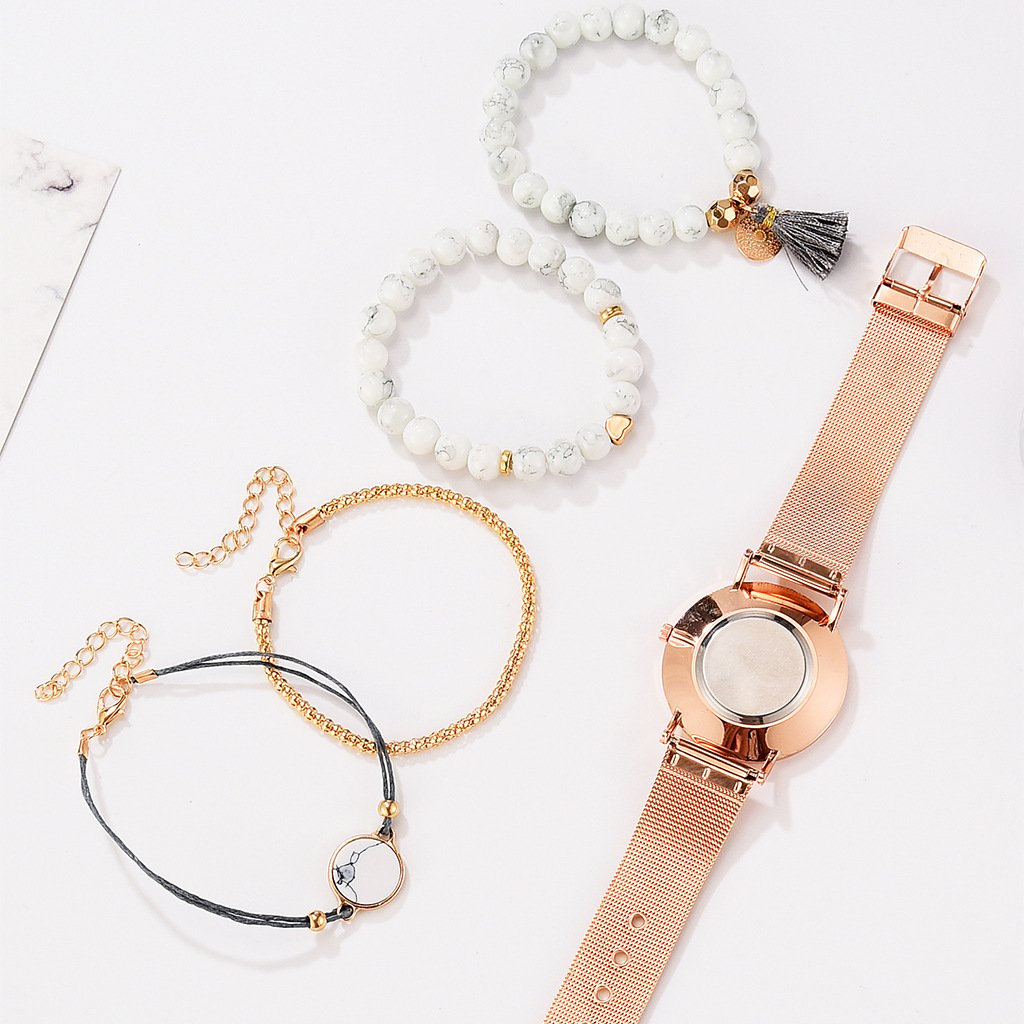 Casual Ladies Watch with Alloy Strap and Bracelet Combo