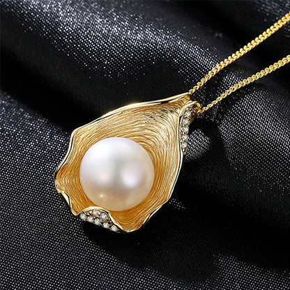 Silver Necklace with Shell Design and Natural Pearl Pendant
