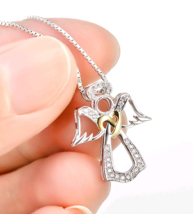 S925 Silver Heart Shaped Pendant Necklace with Diamonds