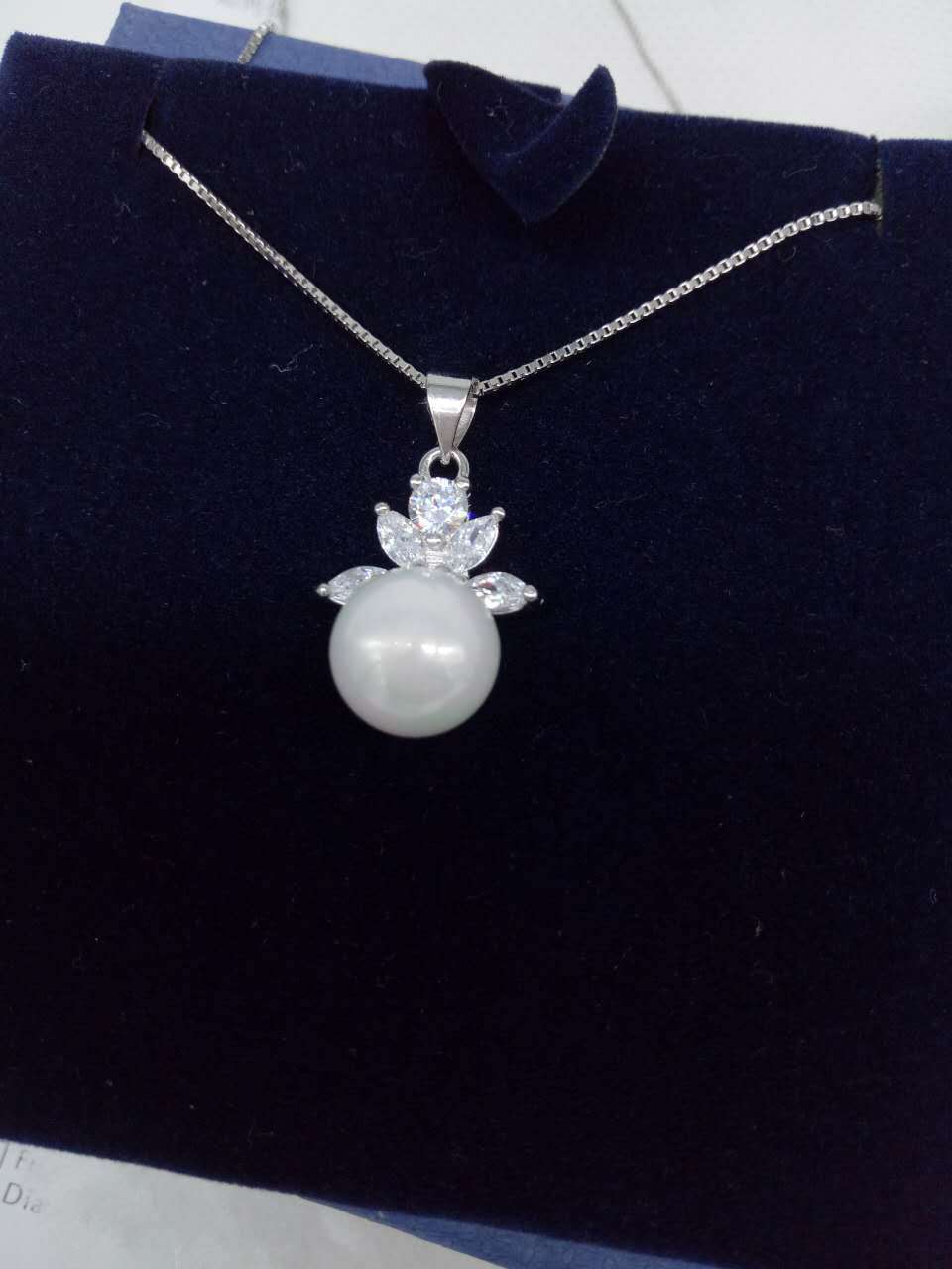 S925 Silver Jewelry Wholesale - Pearl Necklace with Diamonds