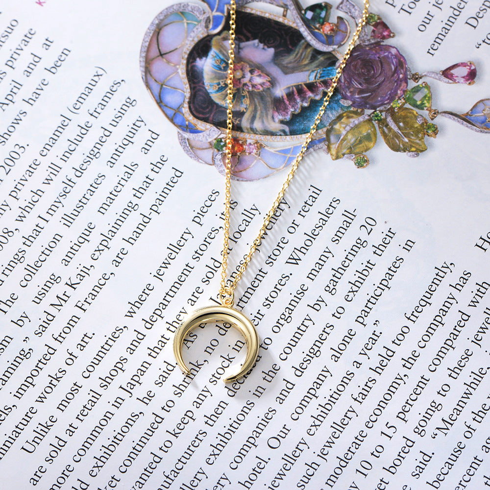 S925 Silver Vintage Crescent Moon Pendant Necklace