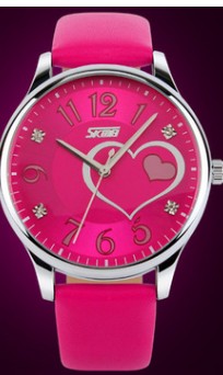 Stylish Women's Quartz Watch with Leather Band