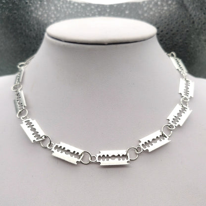 Unisex Hip Hop Fashion Alloy Blade Necklace for Parties