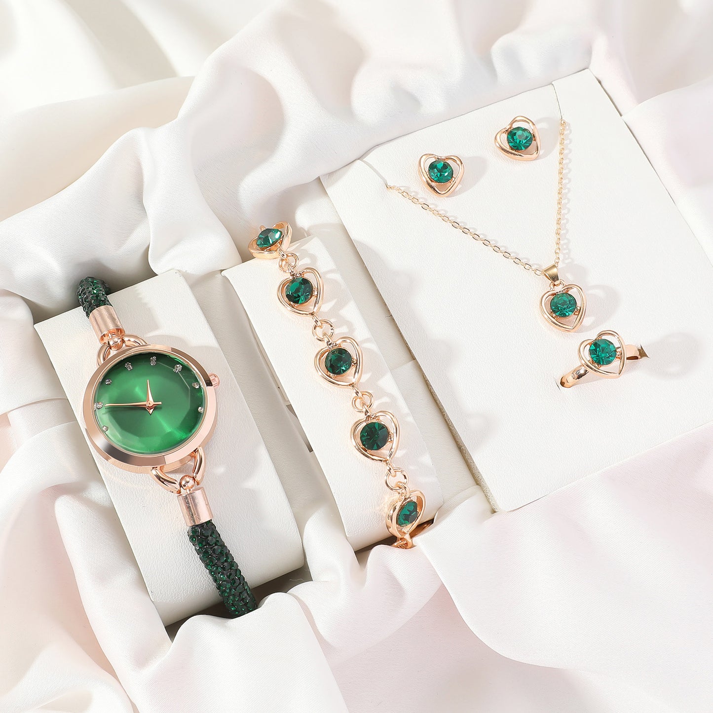 Elegant Green Quartz Watch Bracelet with Accessory Set
