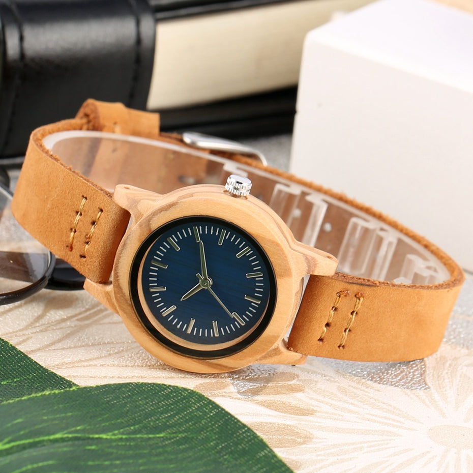 Elegant Women's Wooden Watch with Simple Leather Strap