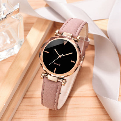 Fashionable Women's Casual Quartz Watch Set with Leather Band