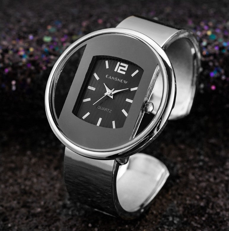 Fashionable Women's Steel Band Quartz Watch Bracelet