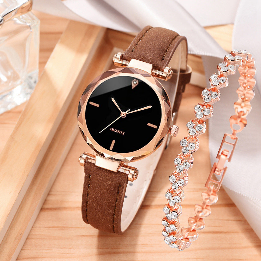 Fashionable Women's Casual Quartz Watch Set with Leather Band