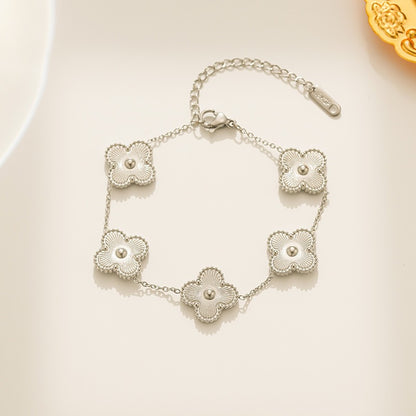 Trendy Laser Four-Leaf Clover Choker Necklace Set