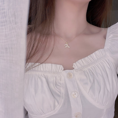 14K Gold Short Fish Tail Design Necklace with Zirconia