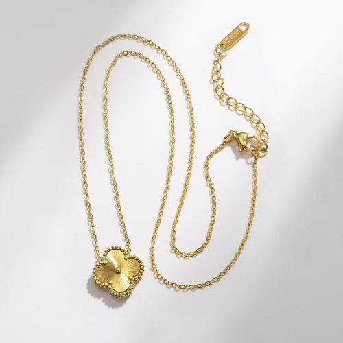 Trendy Laser Four-Leaf Clover Choker Necklace Set