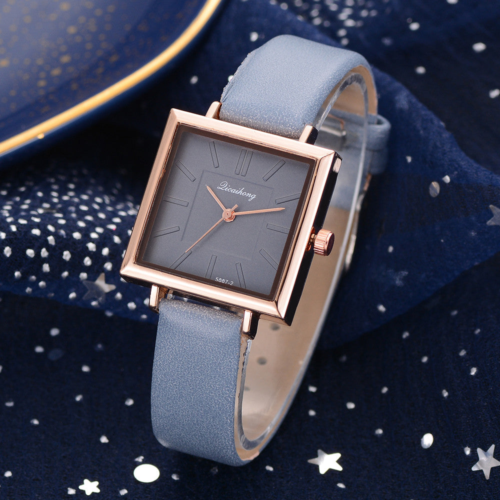 Fashionable Women's Square Watch with Leather Strap