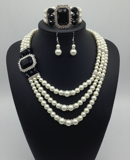 Fashion Pearl Necklace Set with Earrings and Bracelet