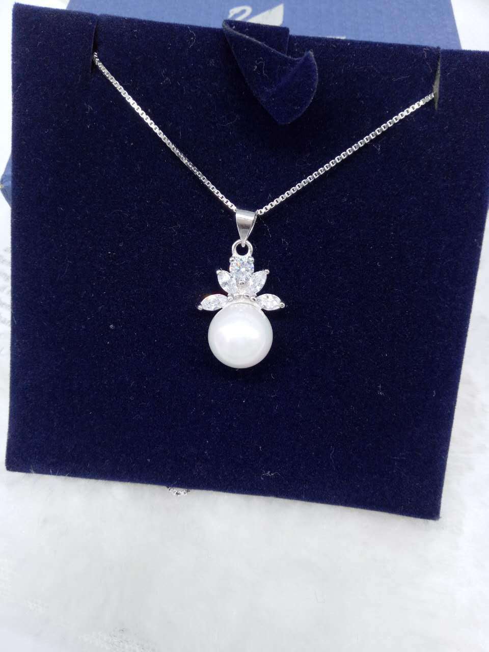 S925 Silver Jewelry Wholesale - Pearl Necklace with Diamonds